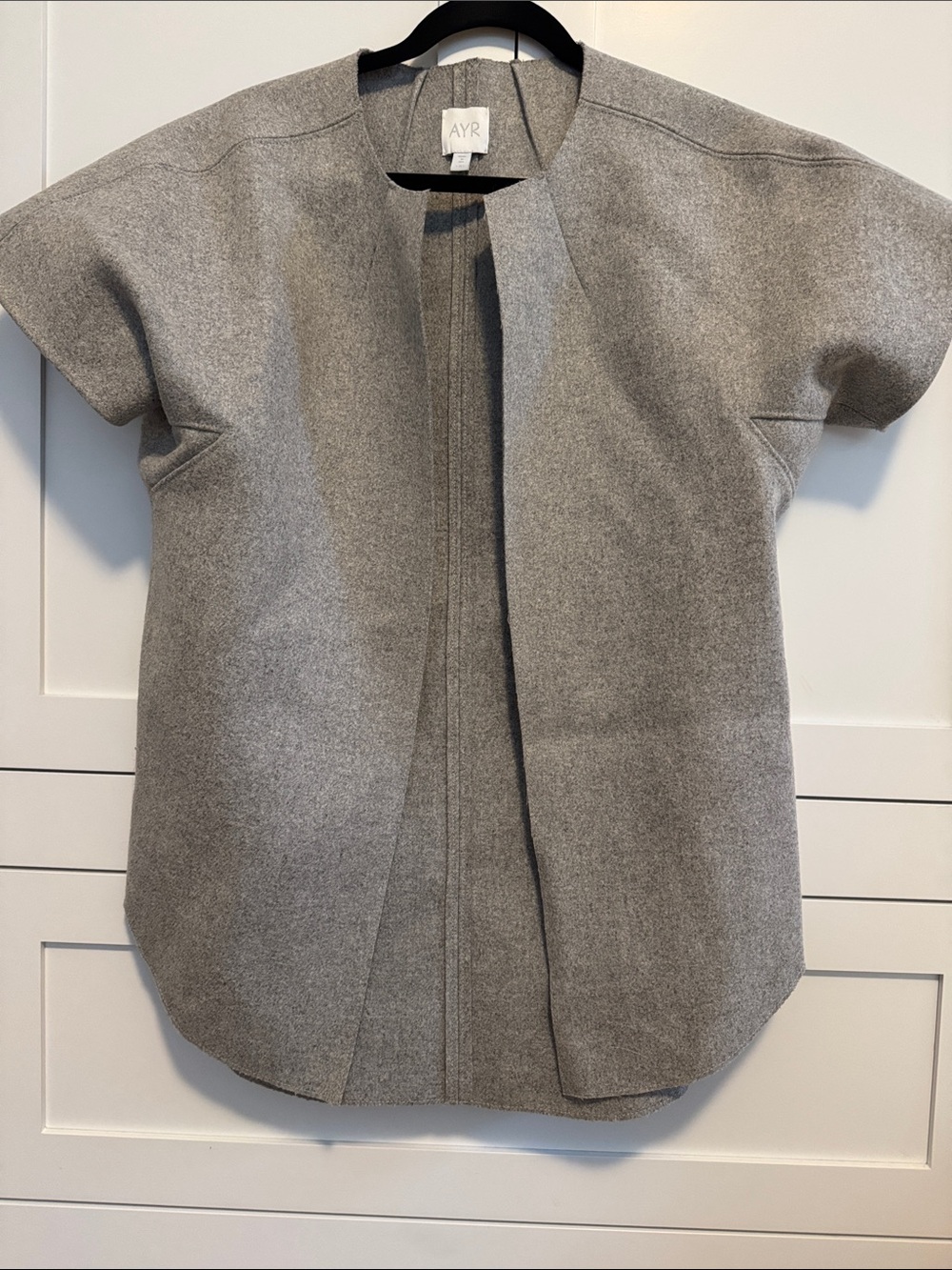 AYR Gray Short-Sleeve Open-Front Cape Coat